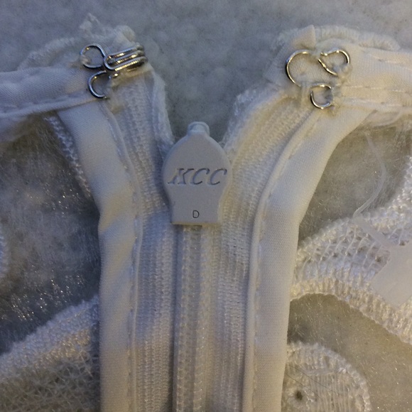 EUC Vintage white lace/black jersey short jumpsuit - Picture 9 of 14